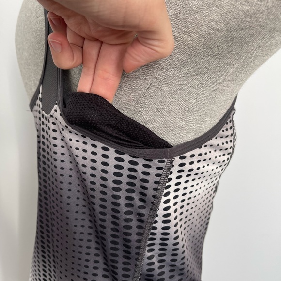 NIKE Dri-Fit Tank with attached Bra - Picture 8 of 9